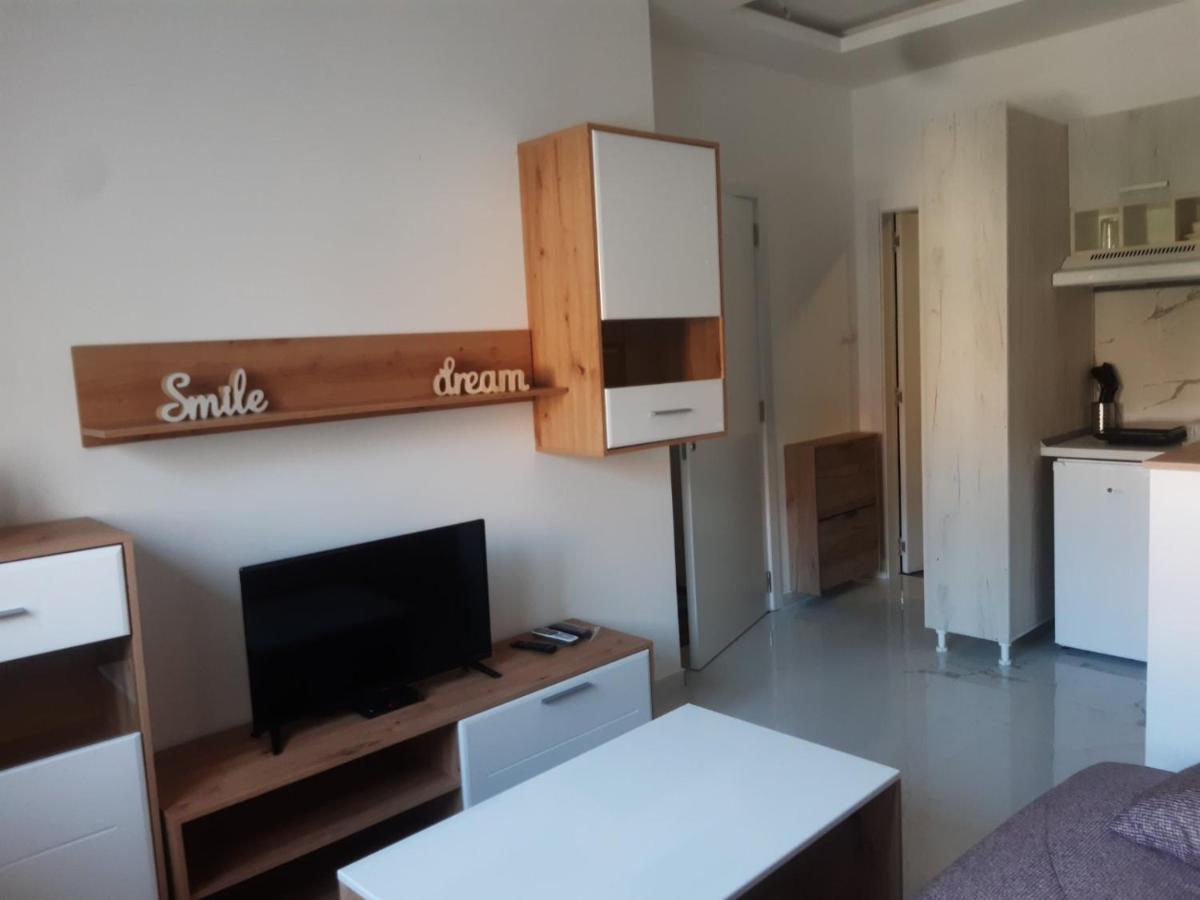 Stojanovic Apartments Ni Eksteriør billede