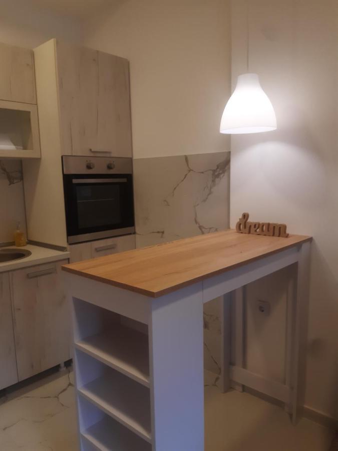 Stojanovic Apartments Ni Eksteriør billede
